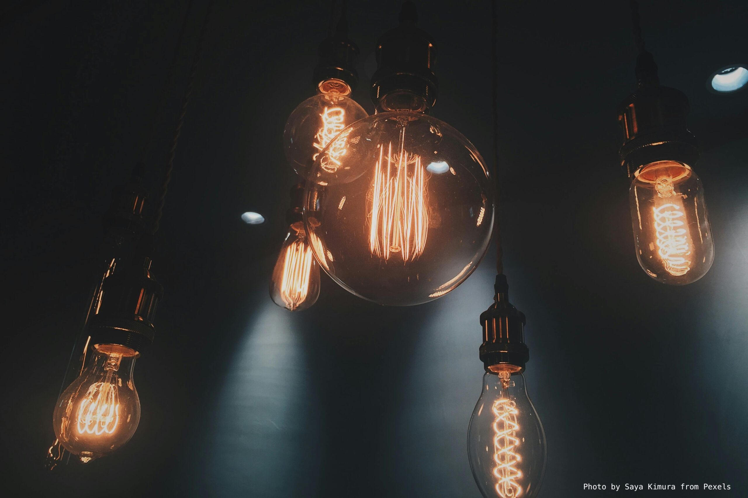 Photo by Saya Kimura from Pexels: https://www.pexels.com/photo/six-halogen-bulbs-401107/